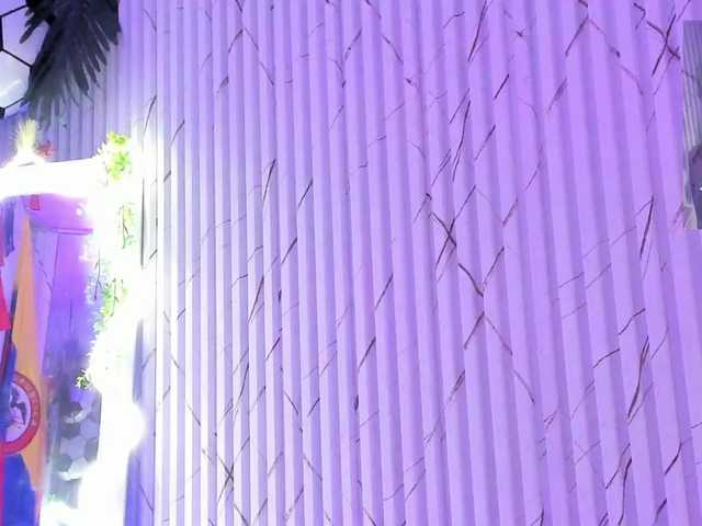 Naomy-tay1 live cam