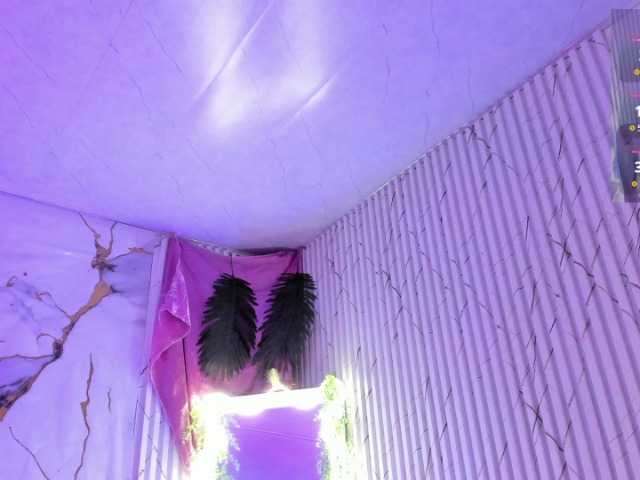 Naomy-tay1 live cam on BongaCams
