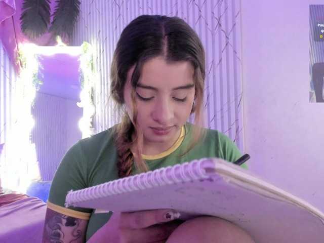 Naomy-tay1