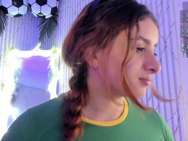 Naomy-tay1 live cam on BongaCams