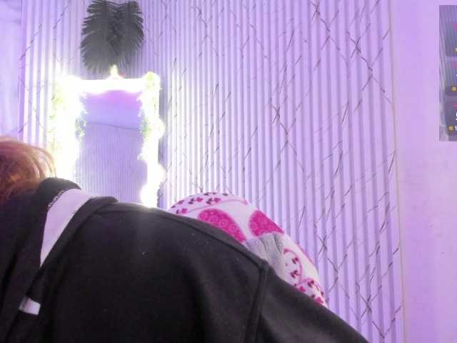 Naomy-tay1 live cam on BongaCams