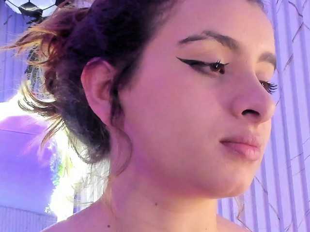 Naomy-tay1
