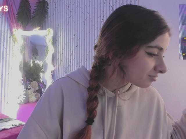 Naomy-tay1