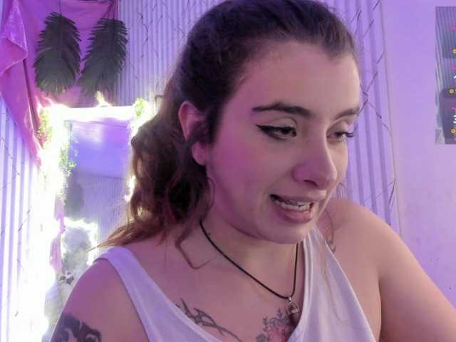 Naomy-tay1