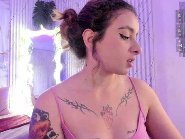 Naomy-tay1