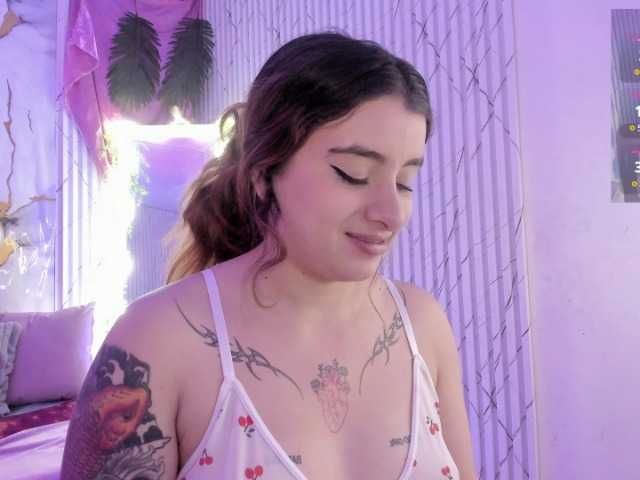 Naomy-tay1