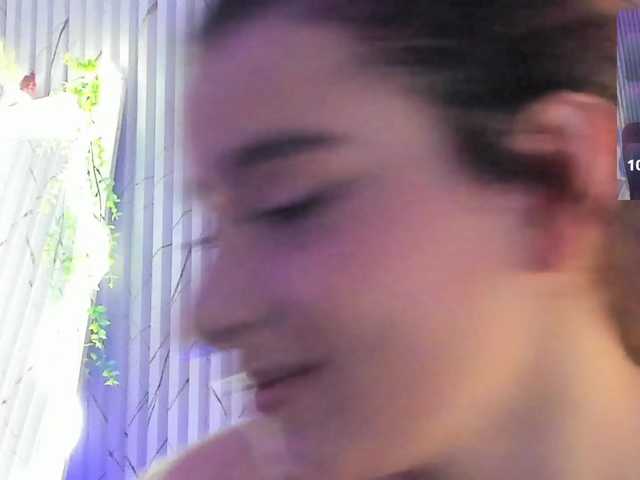 Naomy-tay1 live cam on BongaCams