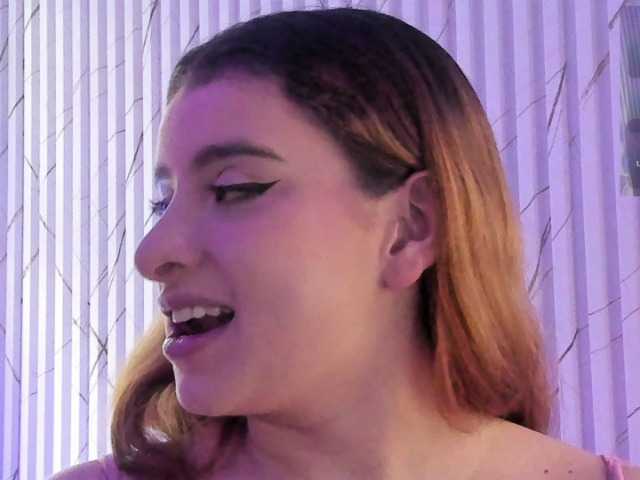 Naomy-tay1