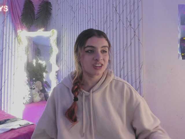 Naomy-tay1