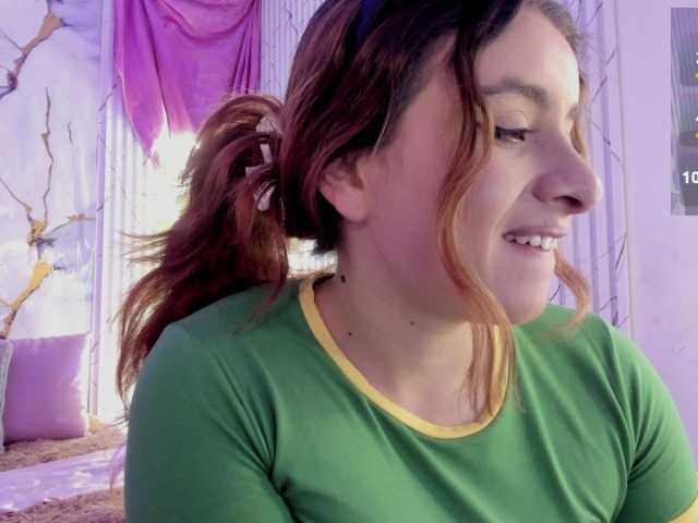 Naomy-tay1 live cam on BongaCams