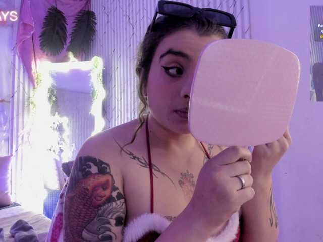 Naomy-tay1 live cam on BongaCams