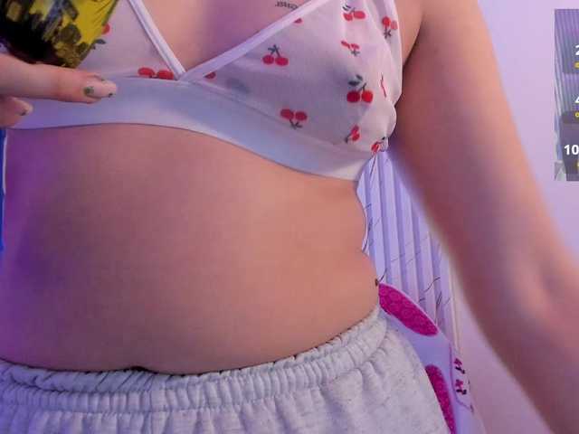 Naomy-tay1's BongaCams show and profile