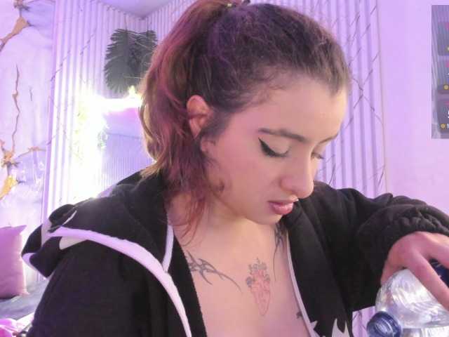 Naomy-tay1