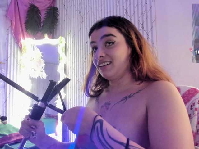 Naomy-tay1