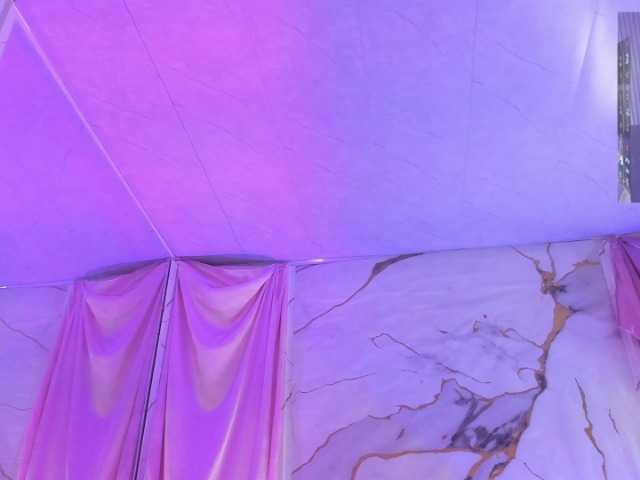 Naomy-tay1 live cam on BongaCams