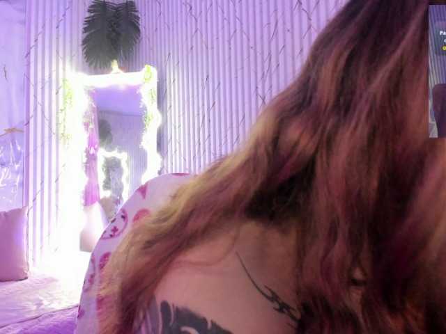 Naomy-tay1 live cam on BongaCams