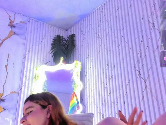 Naomy-tay1 live cam on BongaCams