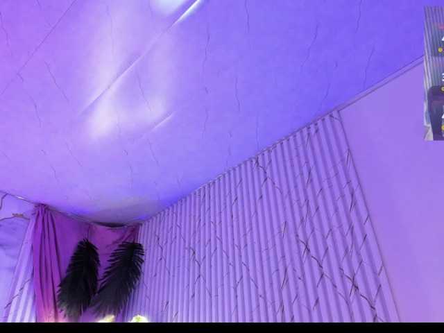 Naomy-tay1 live cam on BongaCams