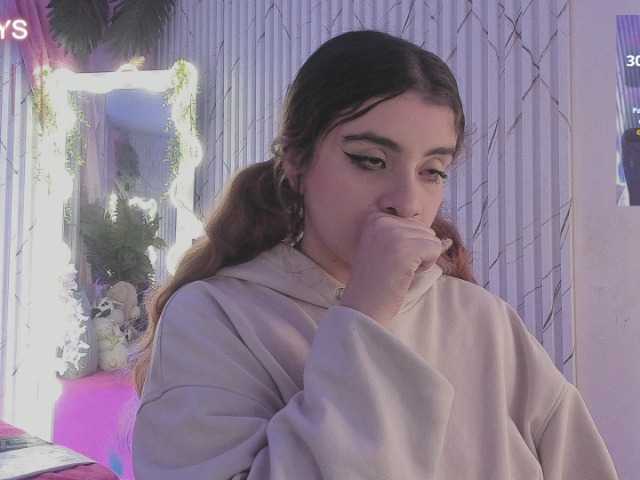 Naomy-tay1