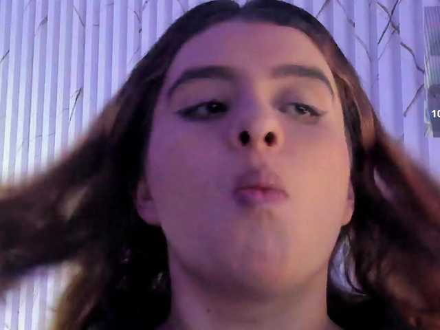 Naomy-tay1 live cam on BongaCams