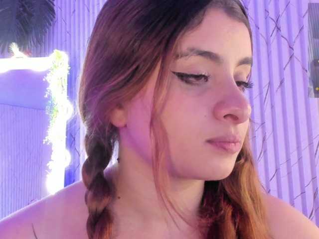 Naomy-tay1 live cam on BongaCams
