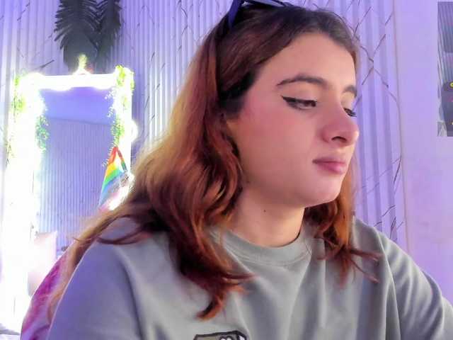 Naomy-tay1 live cam on BongaCams