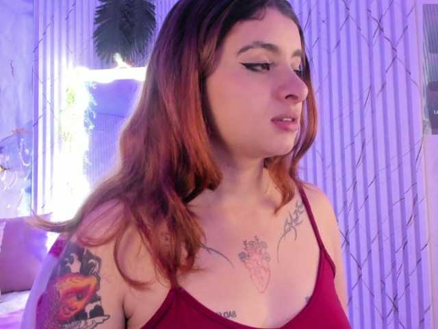 Naomy-tay1 live cam on BongaCams