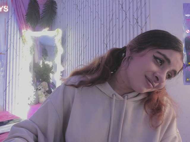 Naomy-tay1