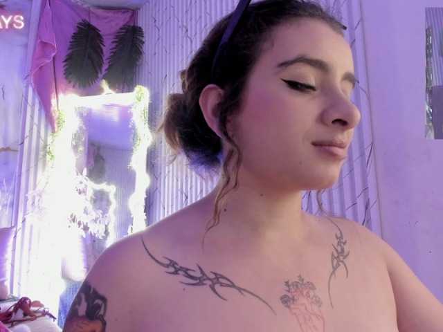 Naomy-tay1