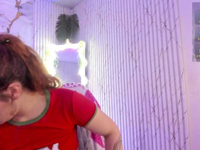 Naomy-tay1 live cam on BongaCams