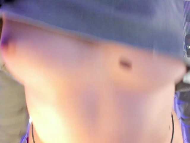 Naomy-tay1 live cam on BongaCams
