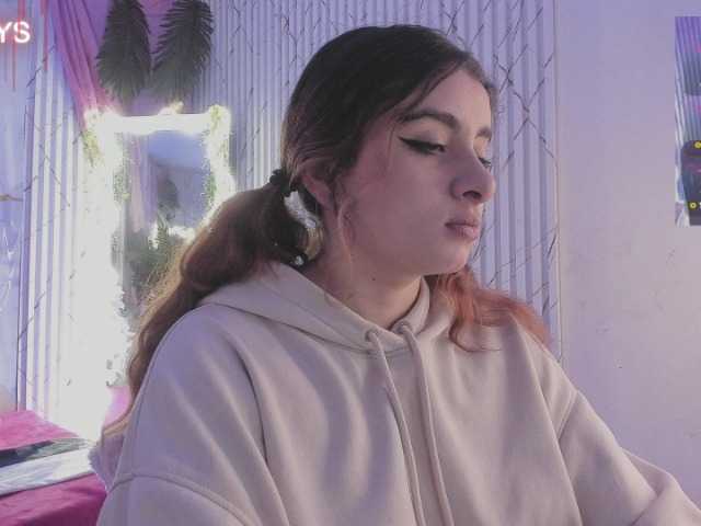 Naomy-tay1