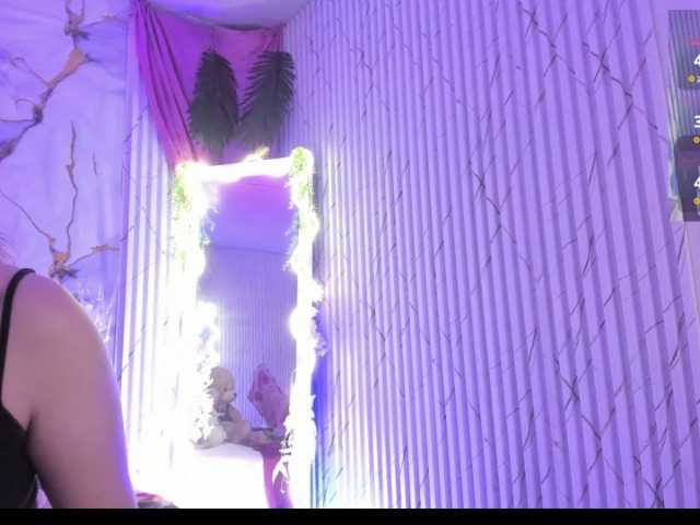 Naomy-tay1 live cam on BongaCams