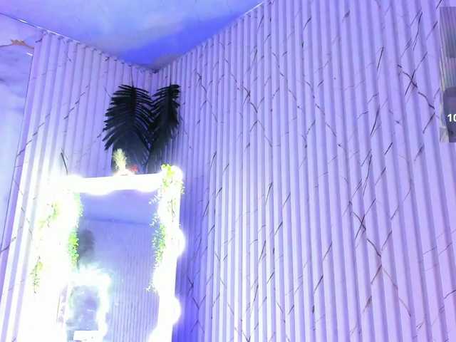 Naomy-tay1 live cam on BongaCams