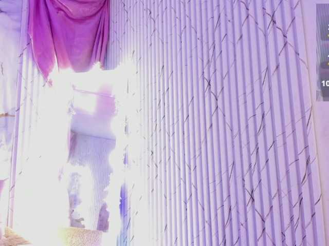 Naomy-tay1 live cam on BongaCams