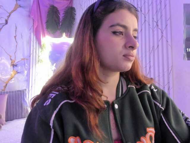 Naomy-tay1 live cam on BongaCams