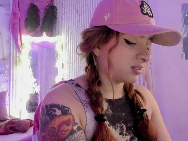 Naomy-tay1 live stream preview