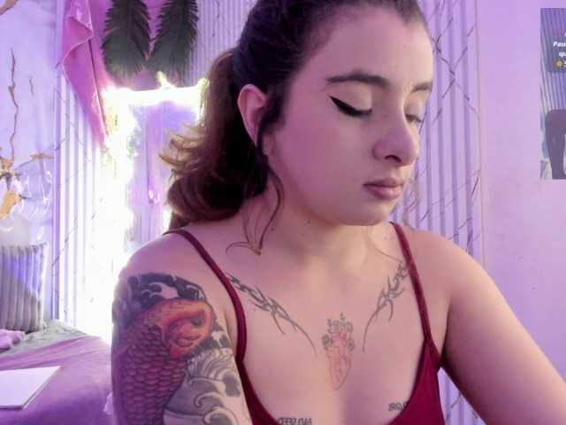 Naomy-tay1