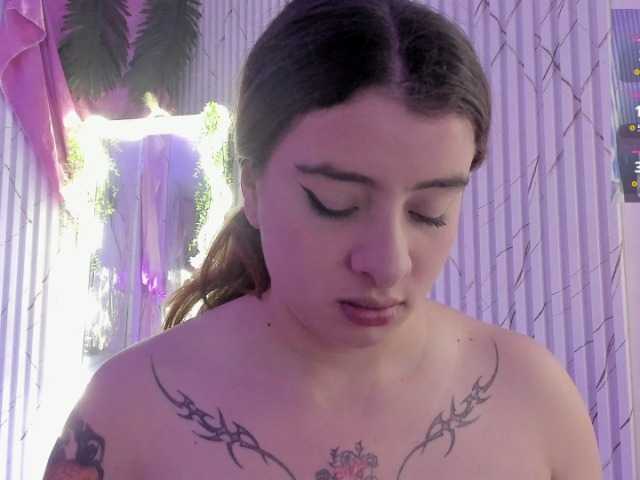Naomy-tay1