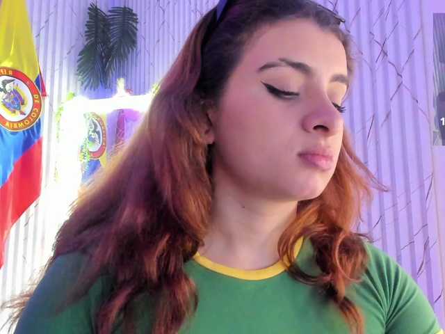 Naomy-tay1 live cam on BongaCams