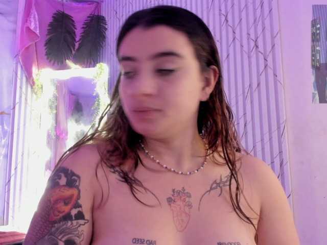 Naomy-tay1