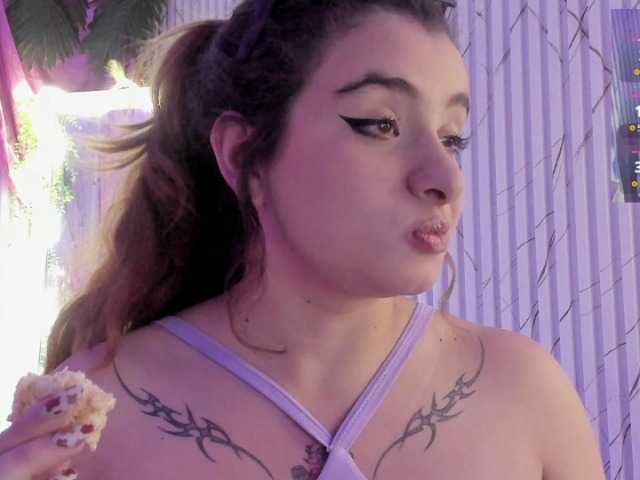 Naomy-tay1