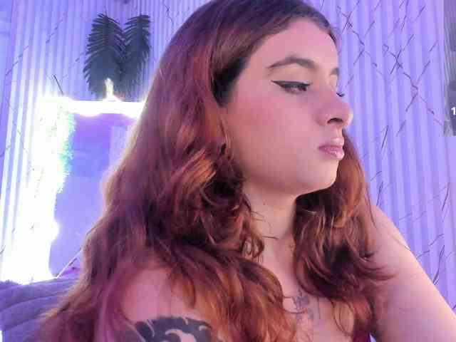 Naomy-tay1 webcam