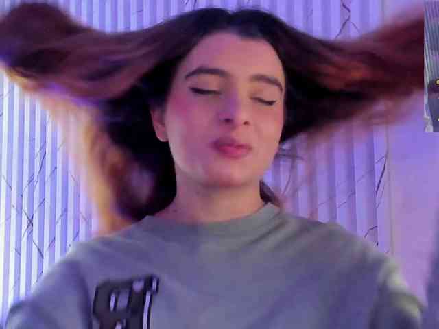 Naomy-tay1 webcam
