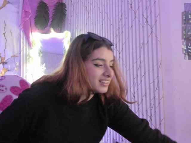 Naomy-tay1 webcam