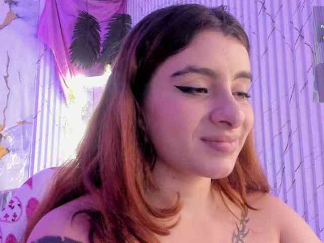Naomy-tay1 webcam