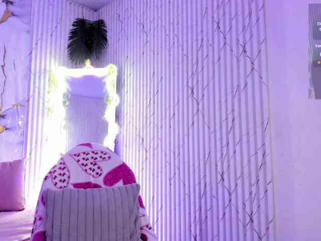 Naomy-tay1 webcam