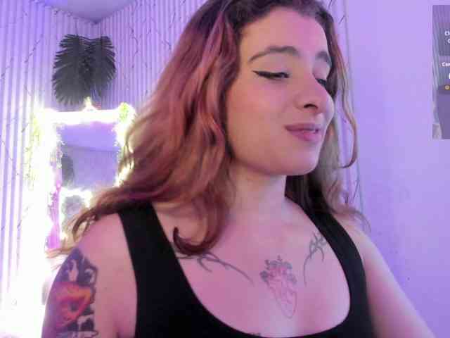 Naomy-tay1 webcam