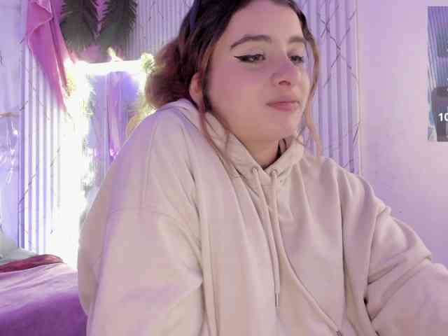 Naomy-tay1