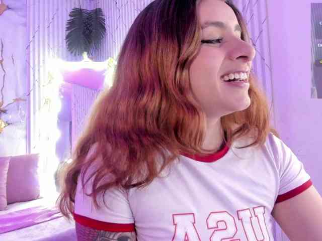 Naomy-tay1 webcam